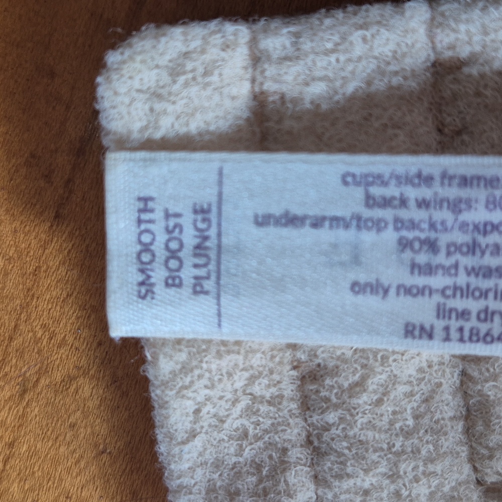 Cacique Smooth Boost Plunge Elegant Cream Women's Bra size 38DD - Picture 6 of 6